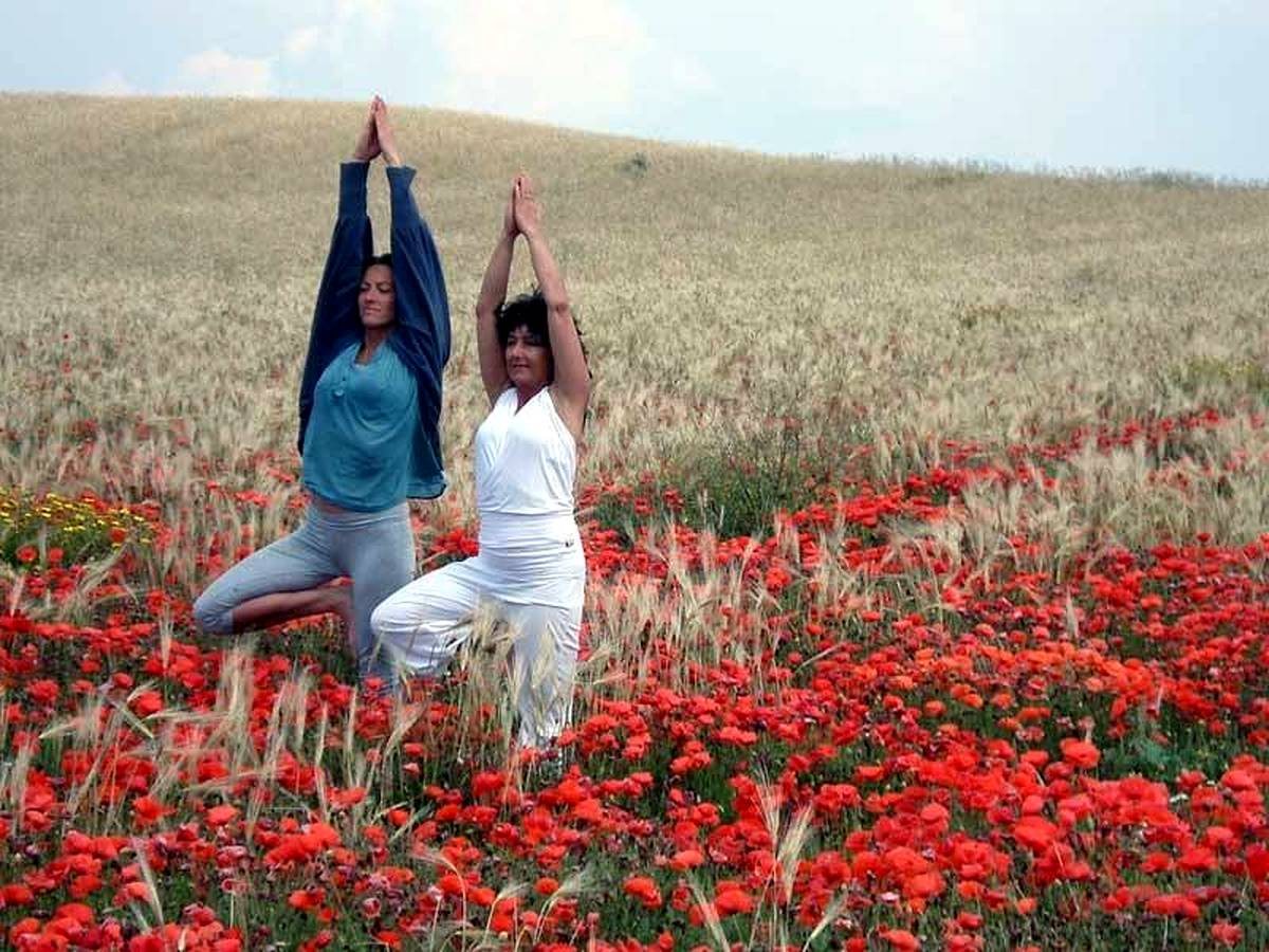 Elena Martorella e Laura Eynard nelle vacanze yoga in Sardegna